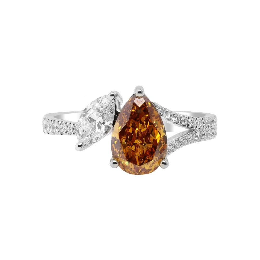 A Flame of Passion – 18K Two-Tone Orange Diamond Ring