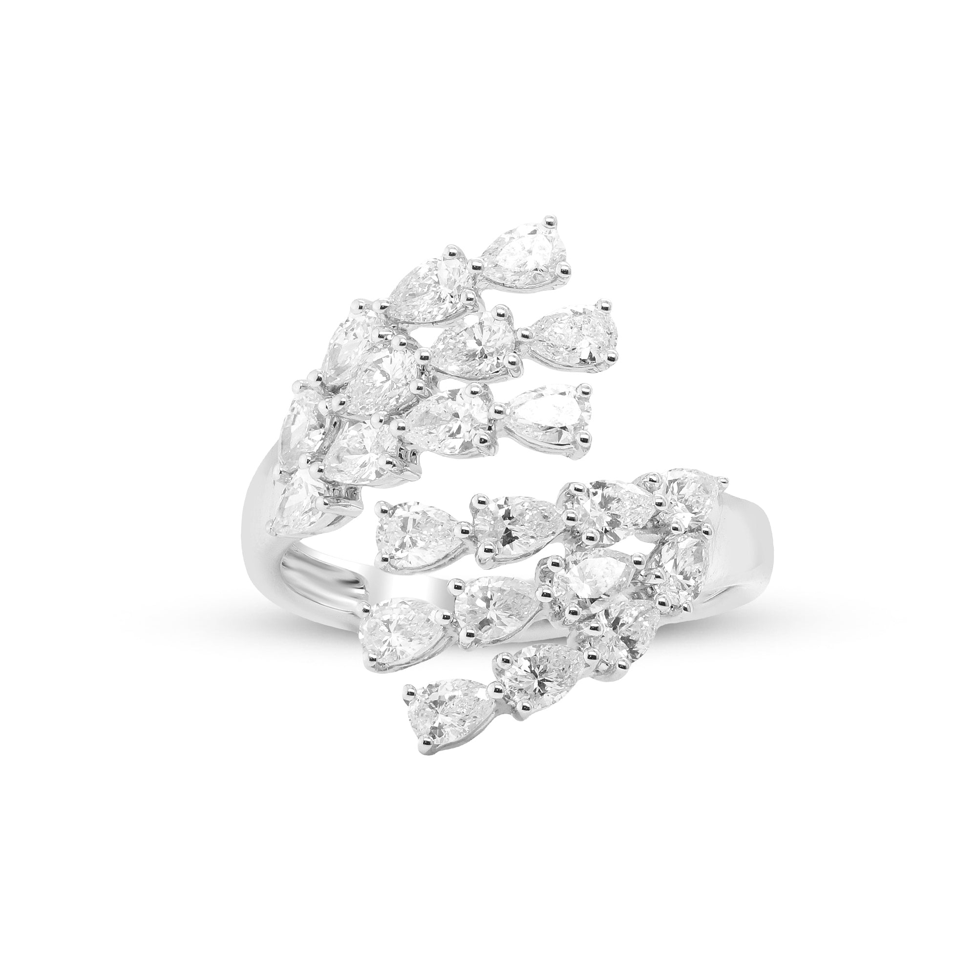 A Symphony of Light and Grace – 18K White Gold Diamond Ring