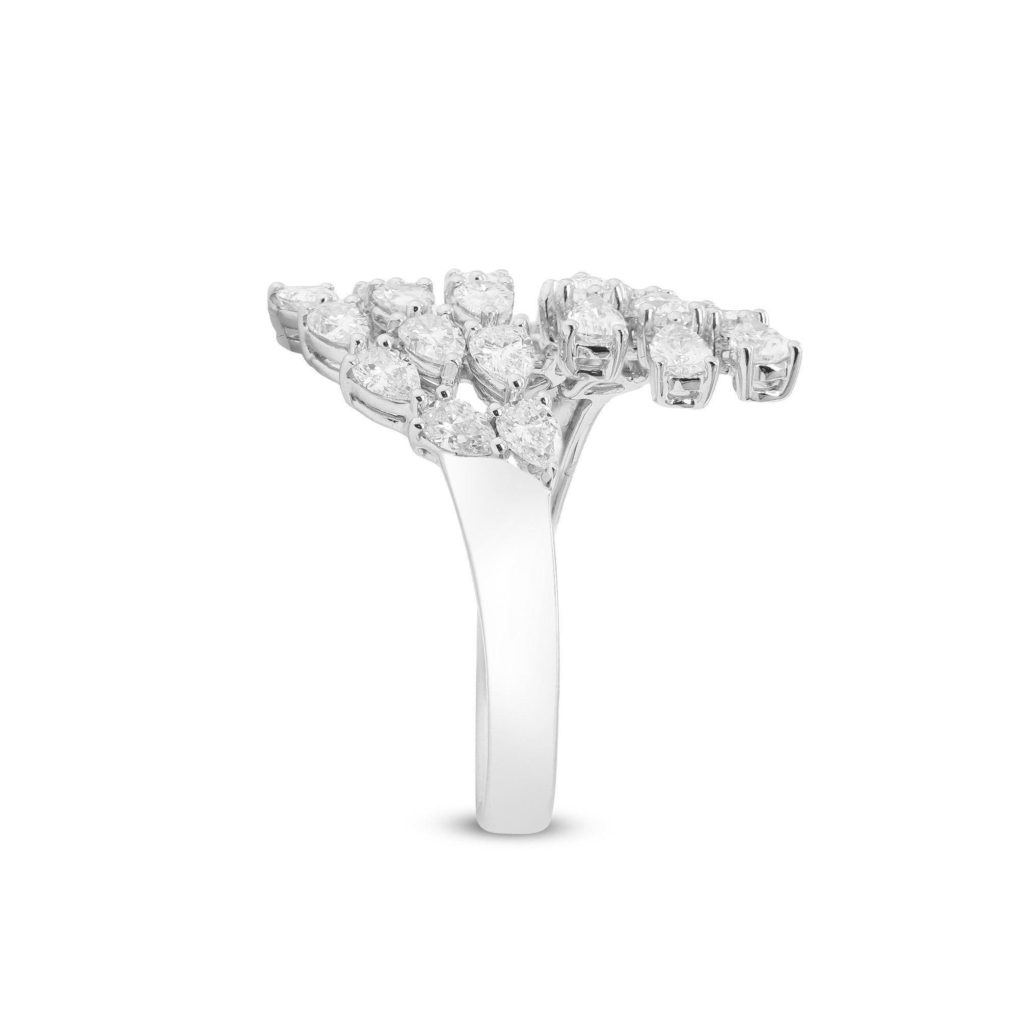 A Symphony of Light and Grace – 18K White Gold Diamond Ring