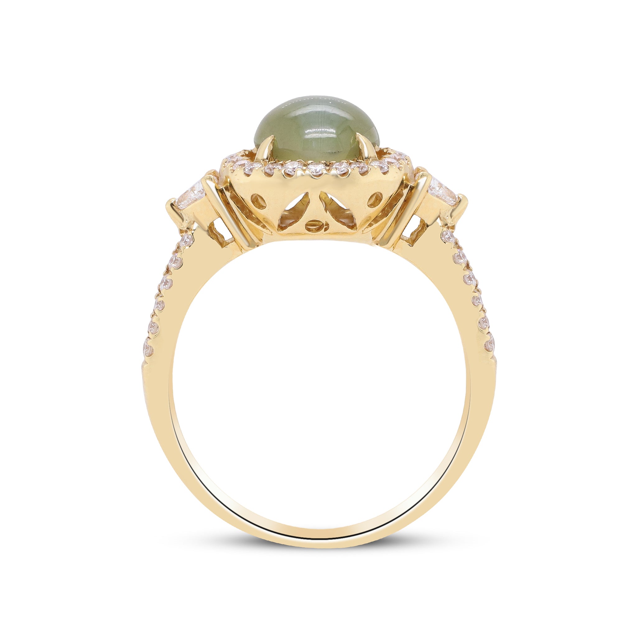 A Glimpse into the Enchantment of Love – 18K Yellow Gold Cat’s Eye Ring