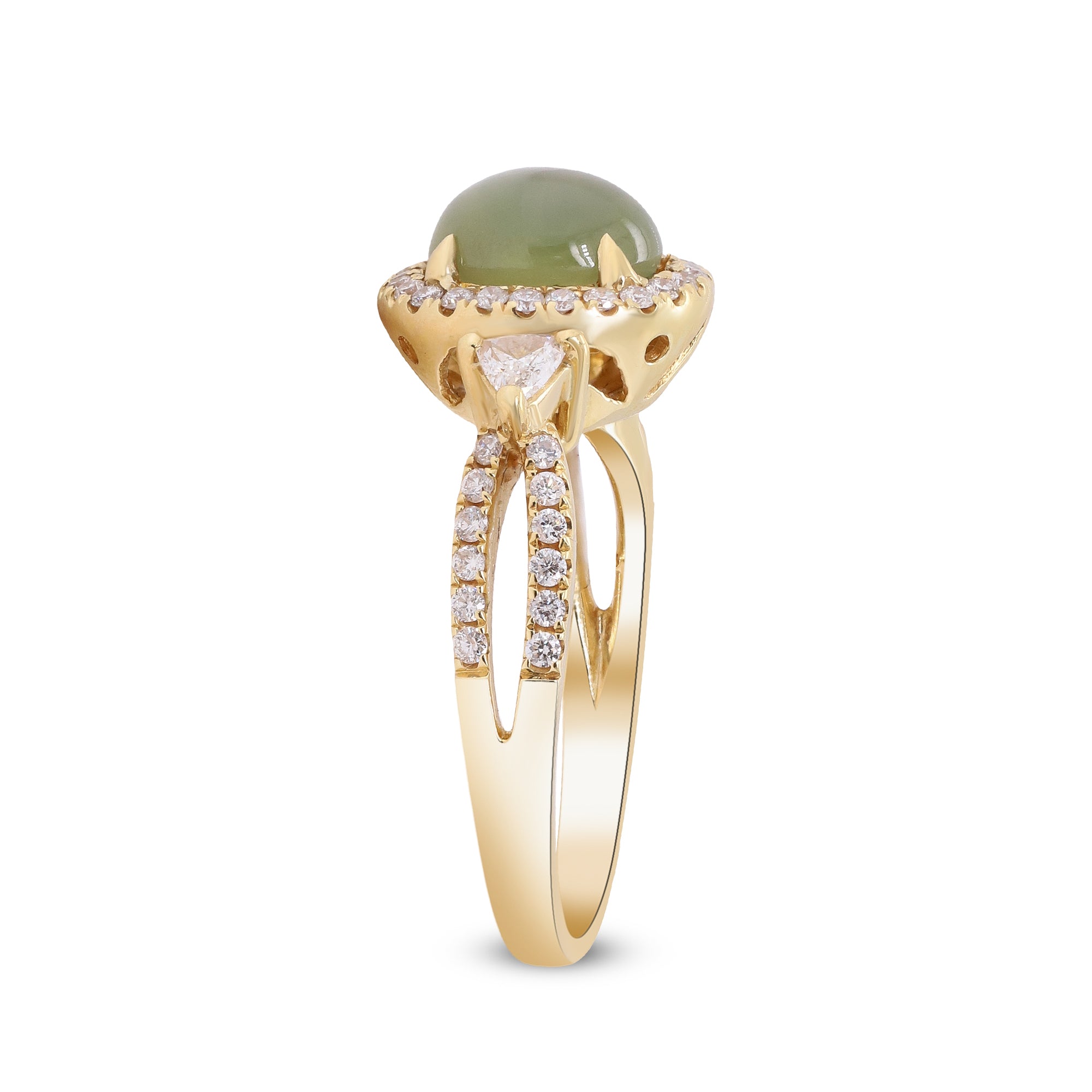 A Glimpse into the Enchantment of Love – 18K Yellow Gold Cat’s Eye Ring