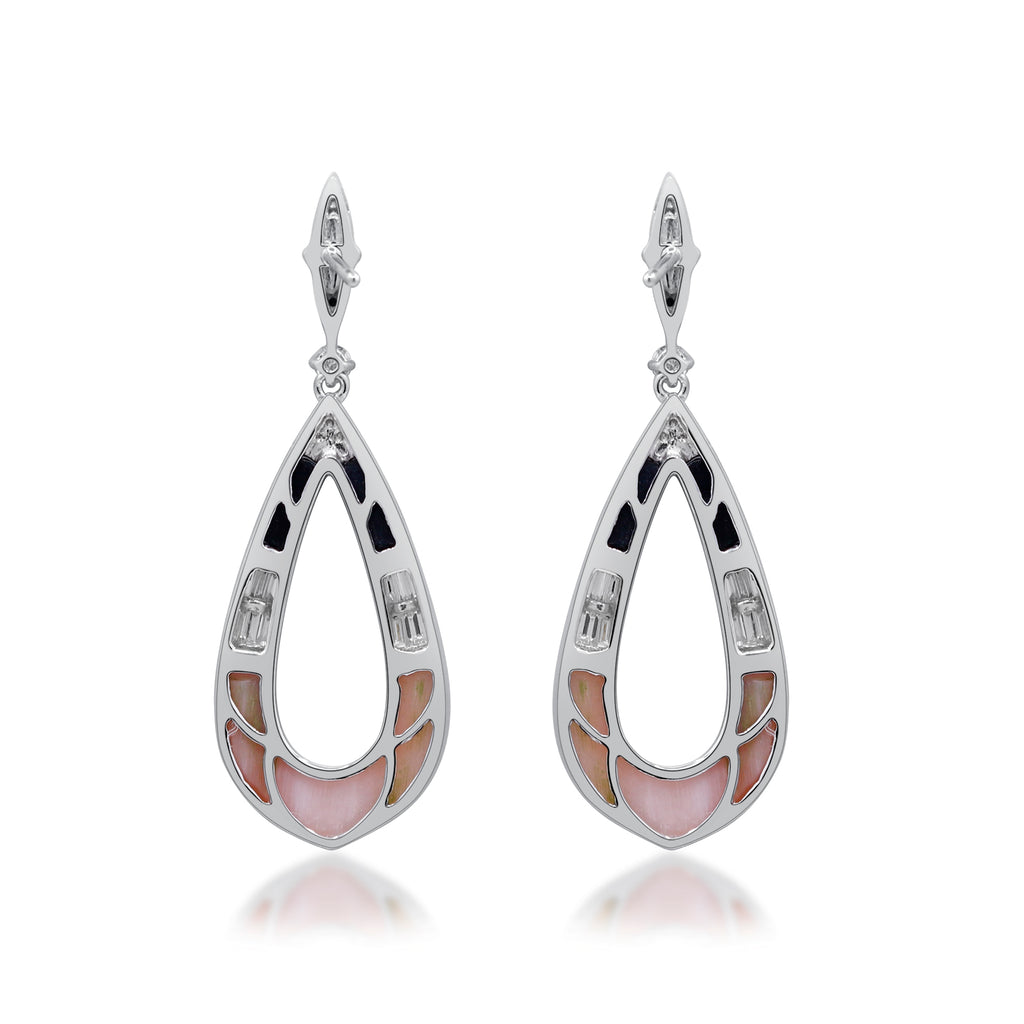 An Elegance Beyond Time – 18K White Gold Onyx Earrings