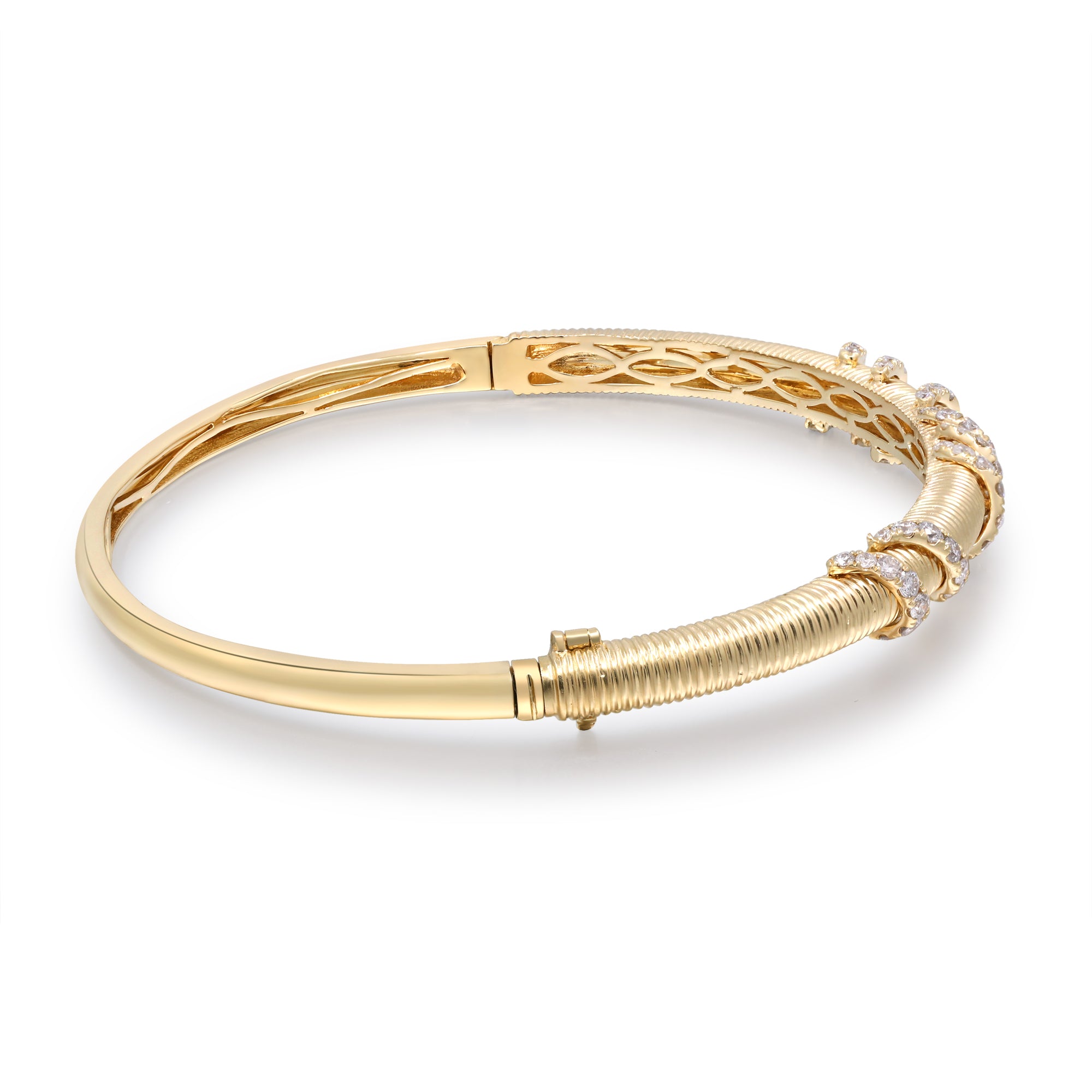 Golden Vows – 14K Yellow Gold Diamond Bangle